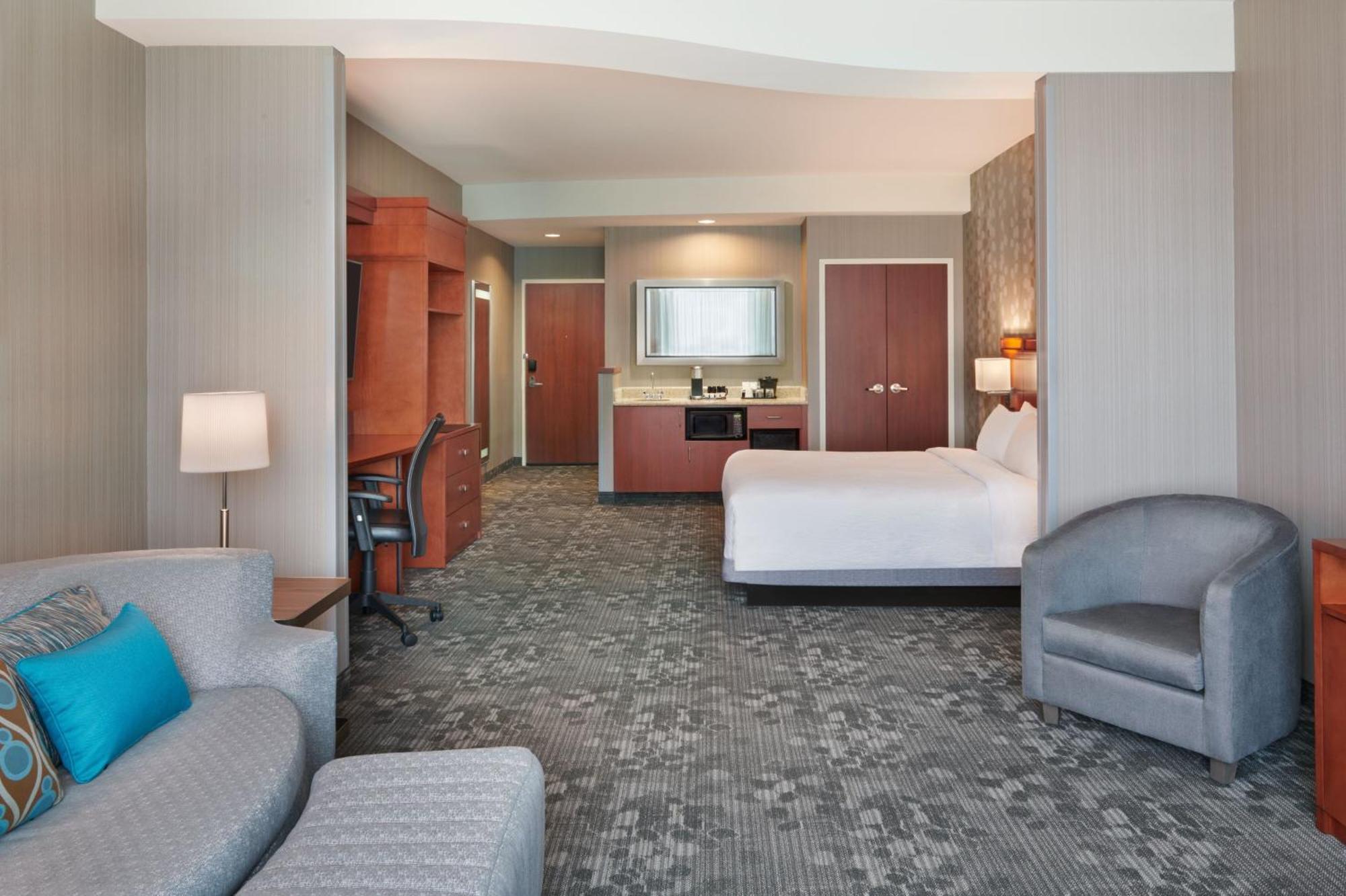Hotel Courtyard By Marriott Ottawa East Exterior foto