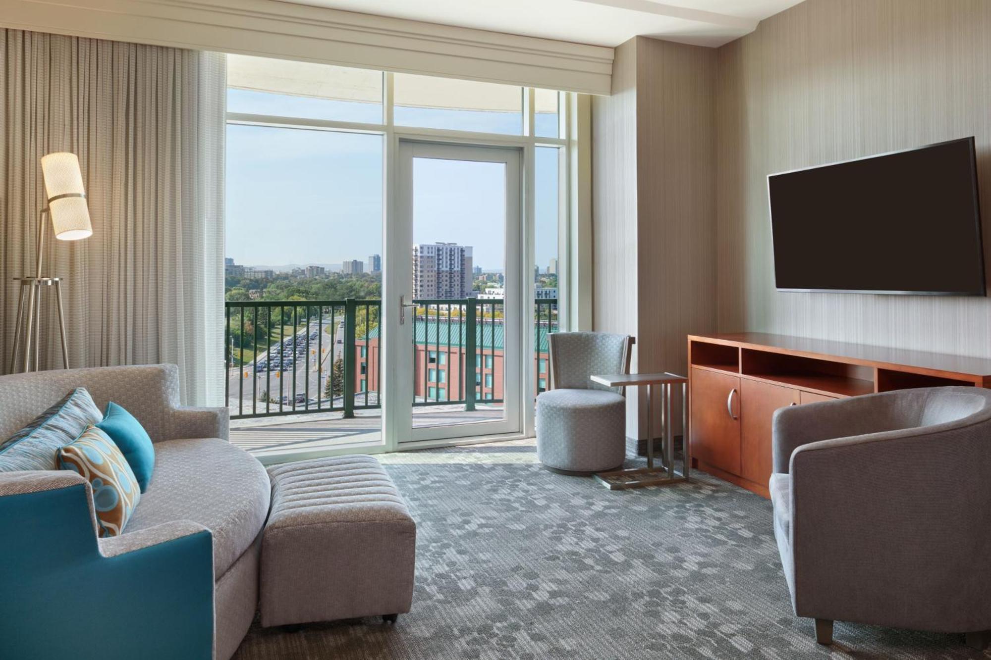 Hotel Courtyard By Marriott Ottawa East Exterior foto