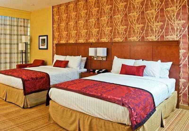Hotel Courtyard By Marriott Ottawa East Zimmer foto